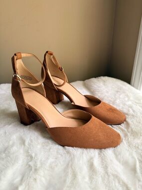 ANN TAYLOR LOFT Cognac Faux Suede Block Heels 7.5 New